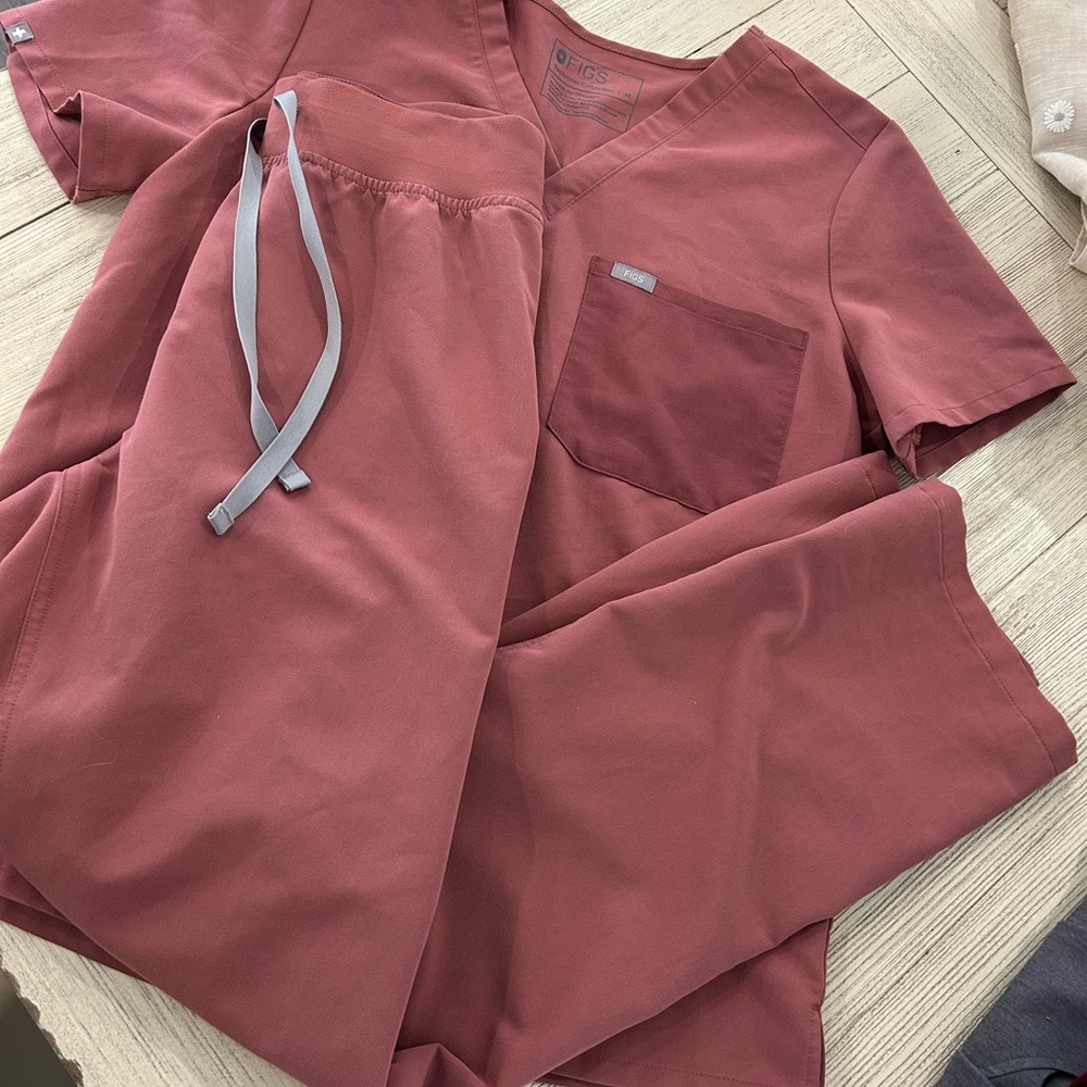 Figs Mauve Scrub Set